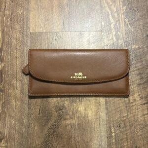 Coach Leather Soft wallet- tan leather like new